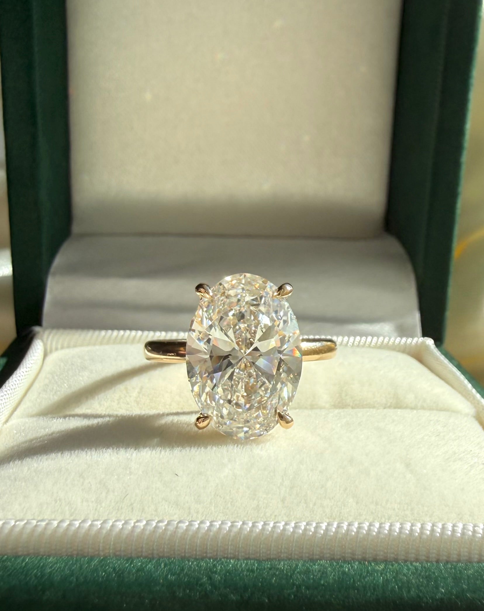 Elizabeth - Oval