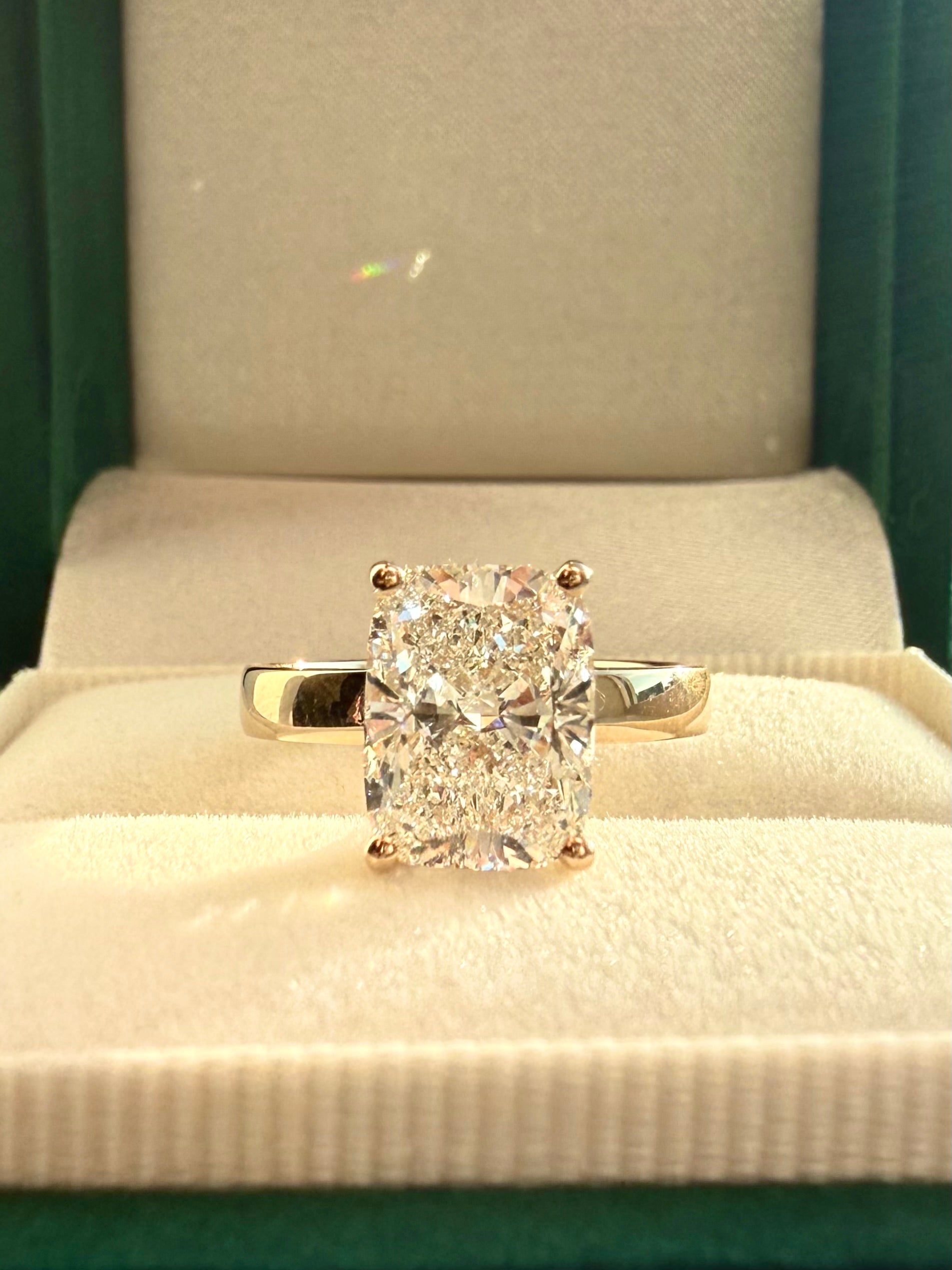 Serenity - 3.10 carat Elongated Cushion in 14K Yellow Gold